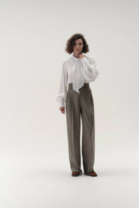Bow Blouse in Sandwashed Crepe De Chine